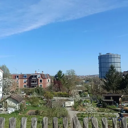 Eastside - In Geteilter Mit Gemeinschaftsbad *