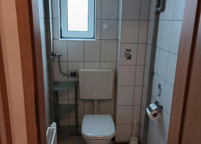 Eastside - In Geteilter Mit Gemeinschaftsbad Séjour chez l'habitant Stuttgart