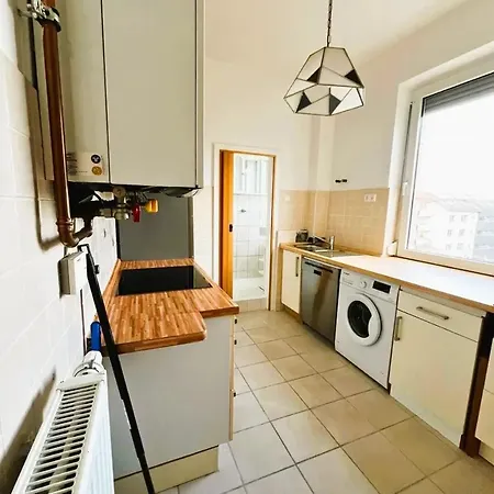 Privatunterkunft Eastside - In Geteilter Mit Gemeinschaftsbad