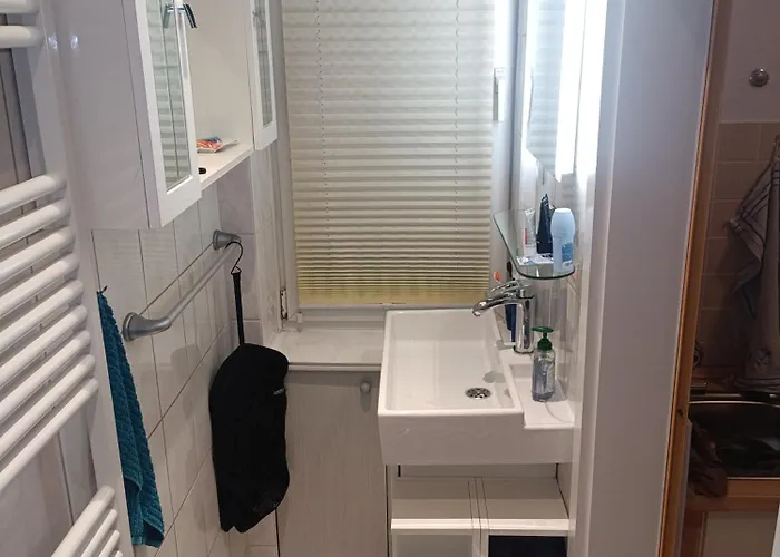 Eastside - In Geteilter Mit Gemeinschaftsbad Homestay szállás Stuttgart